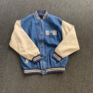 Clean 90’s Arizona Denim Jacket